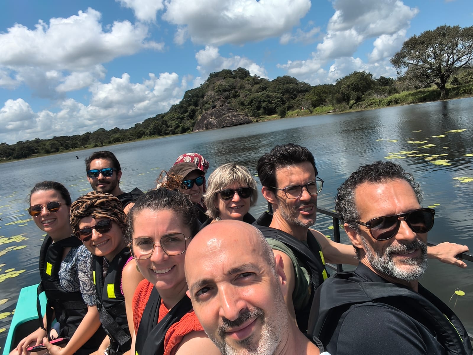 Volunteer's doing leisure Boat Trip in Dambulla
