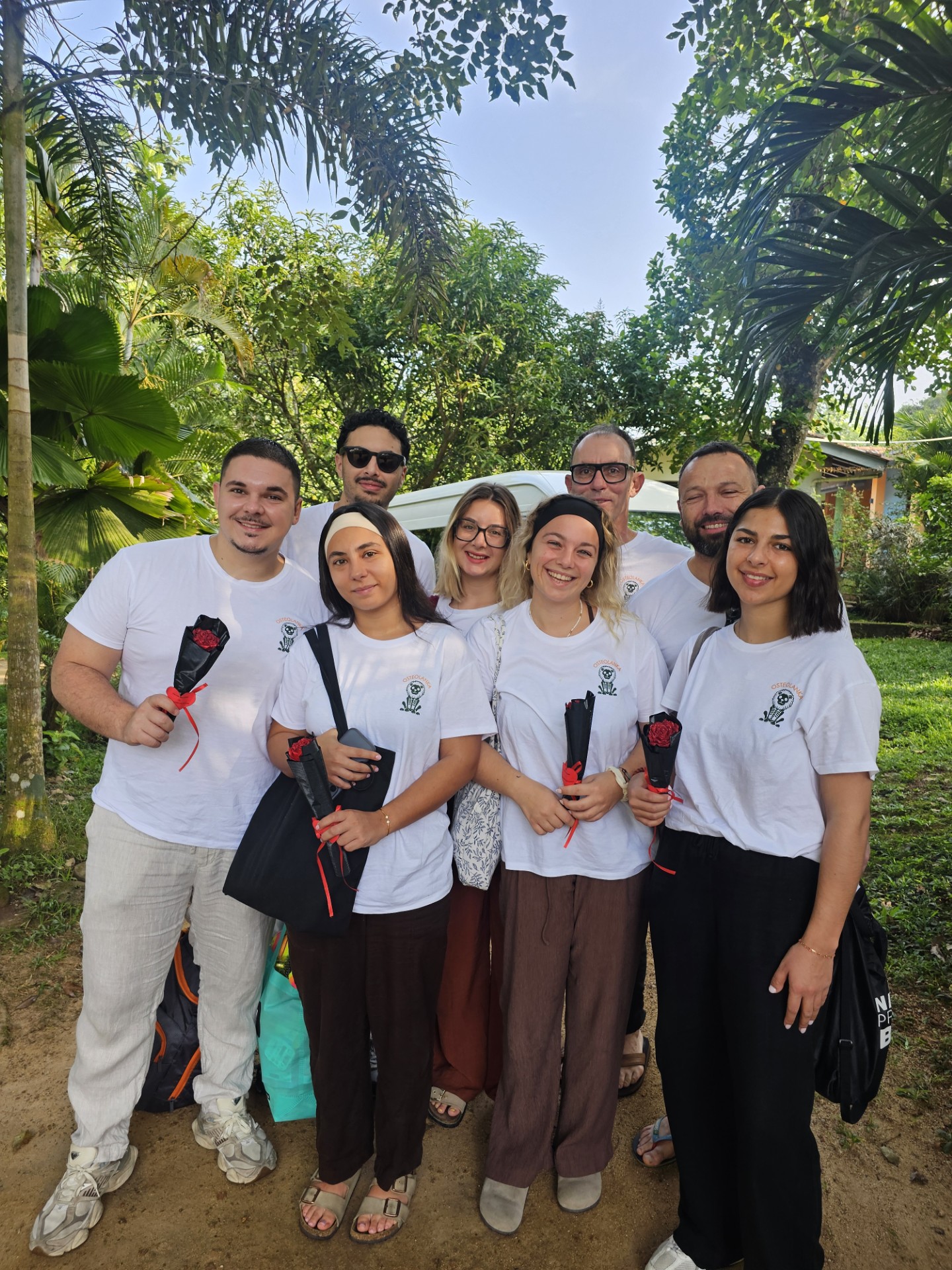 Fanny, Carla, Christina, Damien, Jad, Lai, Mathilde, Vincent - Osteopath Internship